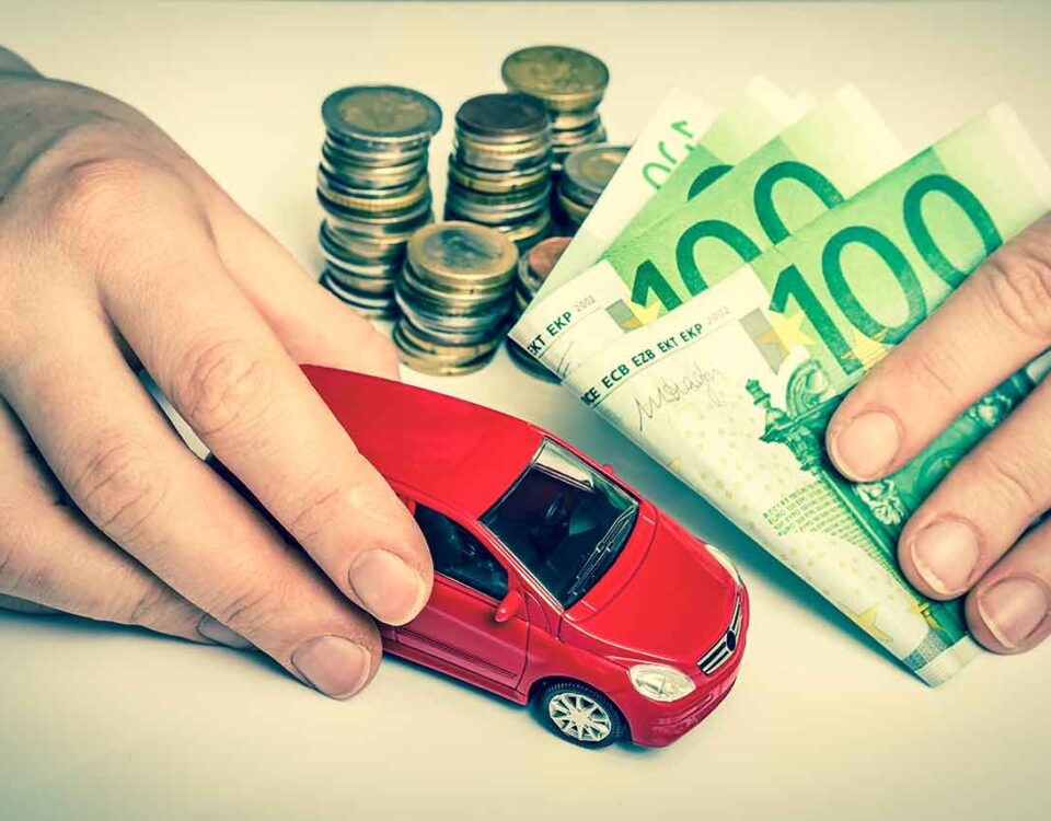 Чи слід мені продати своє авто чи відремонтувати його?